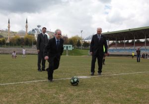 Rektörler paslaştı, şölen başladı